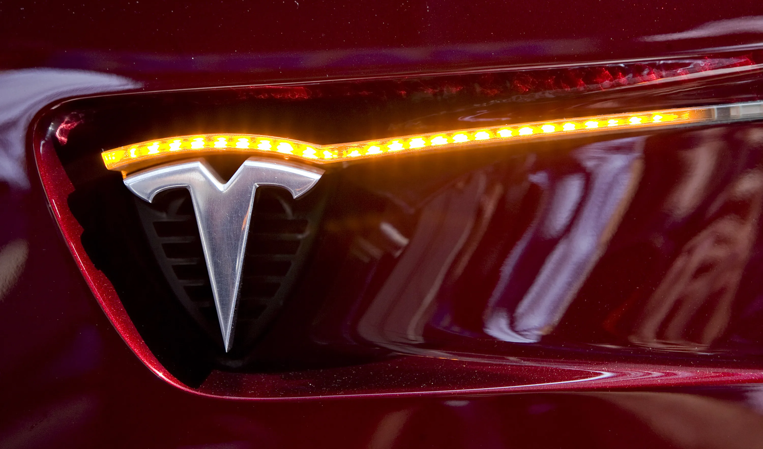 Elon Musk Betting On Tesla IPO To Fund Electric Car Maker