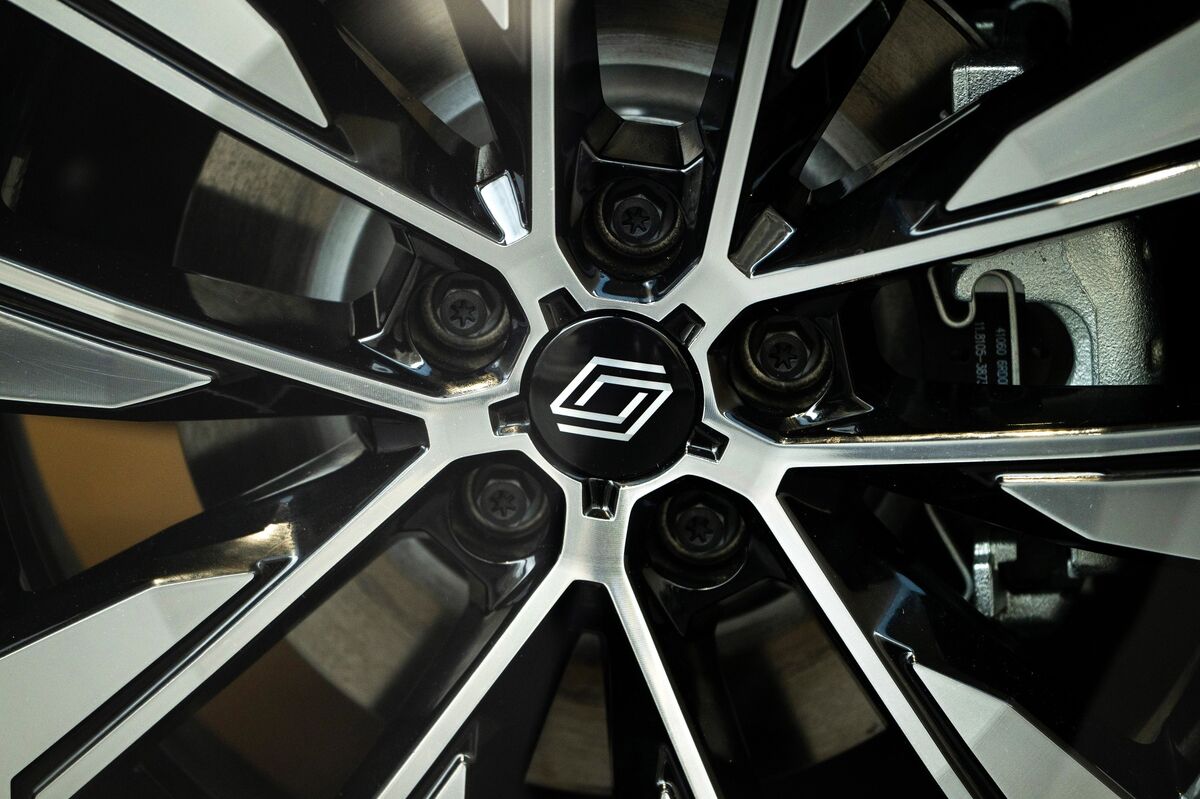 assets.bwbx.io image