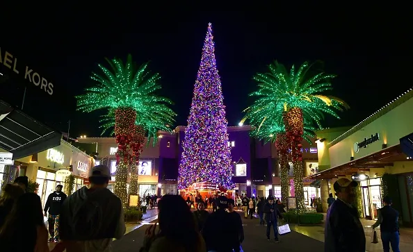 Enjoy the lights and give the gift of cash.