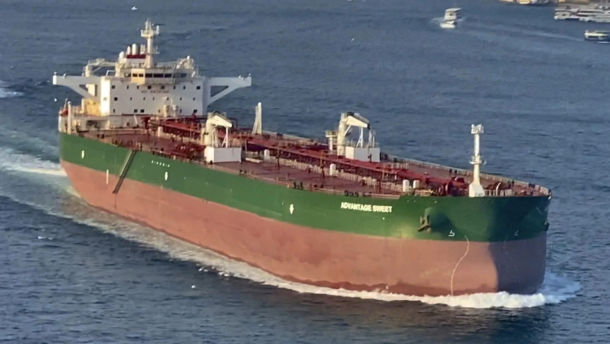 The Advantage Sweet passes through the Bosphorus Strait in Istanbul, in Dec.&nbsp;2022.&nbsp;