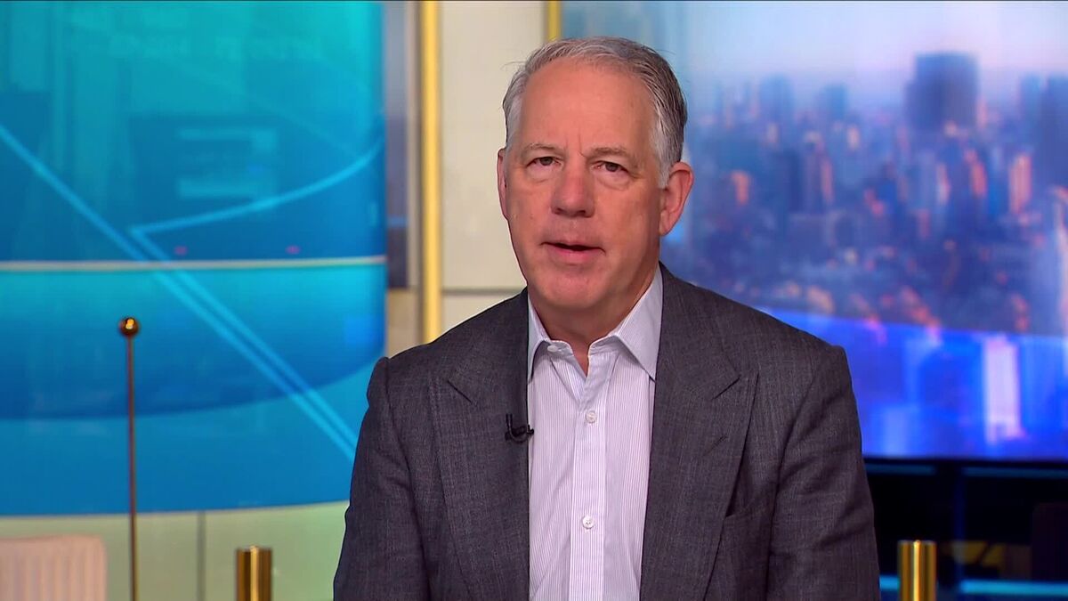 Apollo’s Zelter Says Gauntlet Has Been Raised for Approving Investments