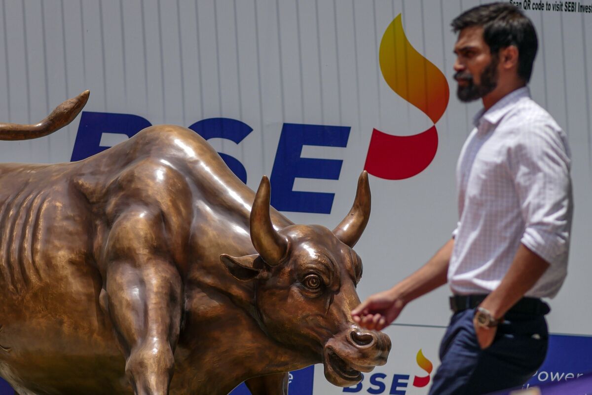 India’s Top Asset Manager Taps Citi, HSBC for $1.4 Billion IPO