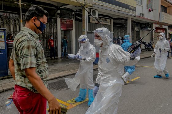 Migrant Workers, Porous Borders Mar Southeast Asia Recovery
