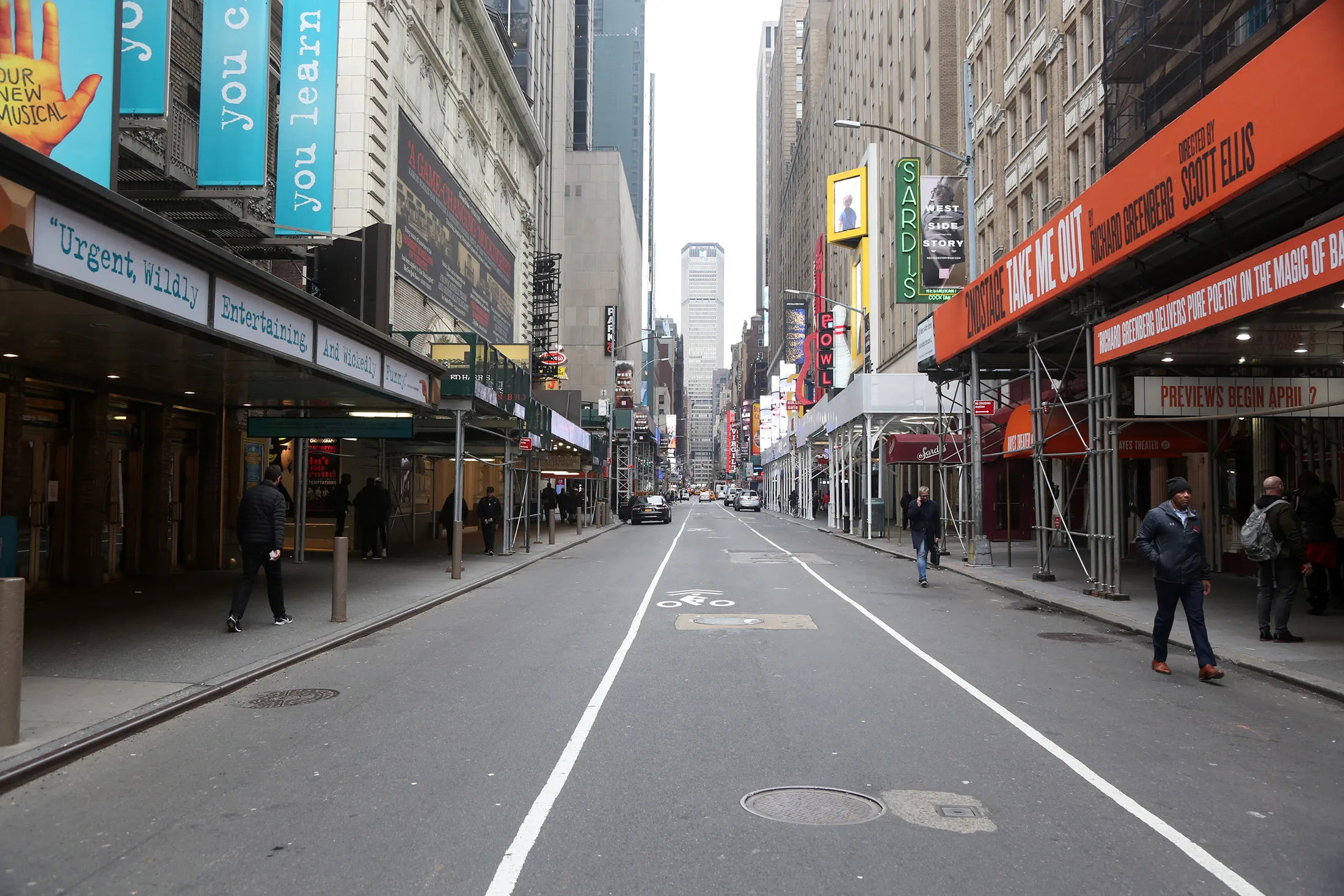 Broadway Shows Will Be Dark Until June 7 - Bloomberg