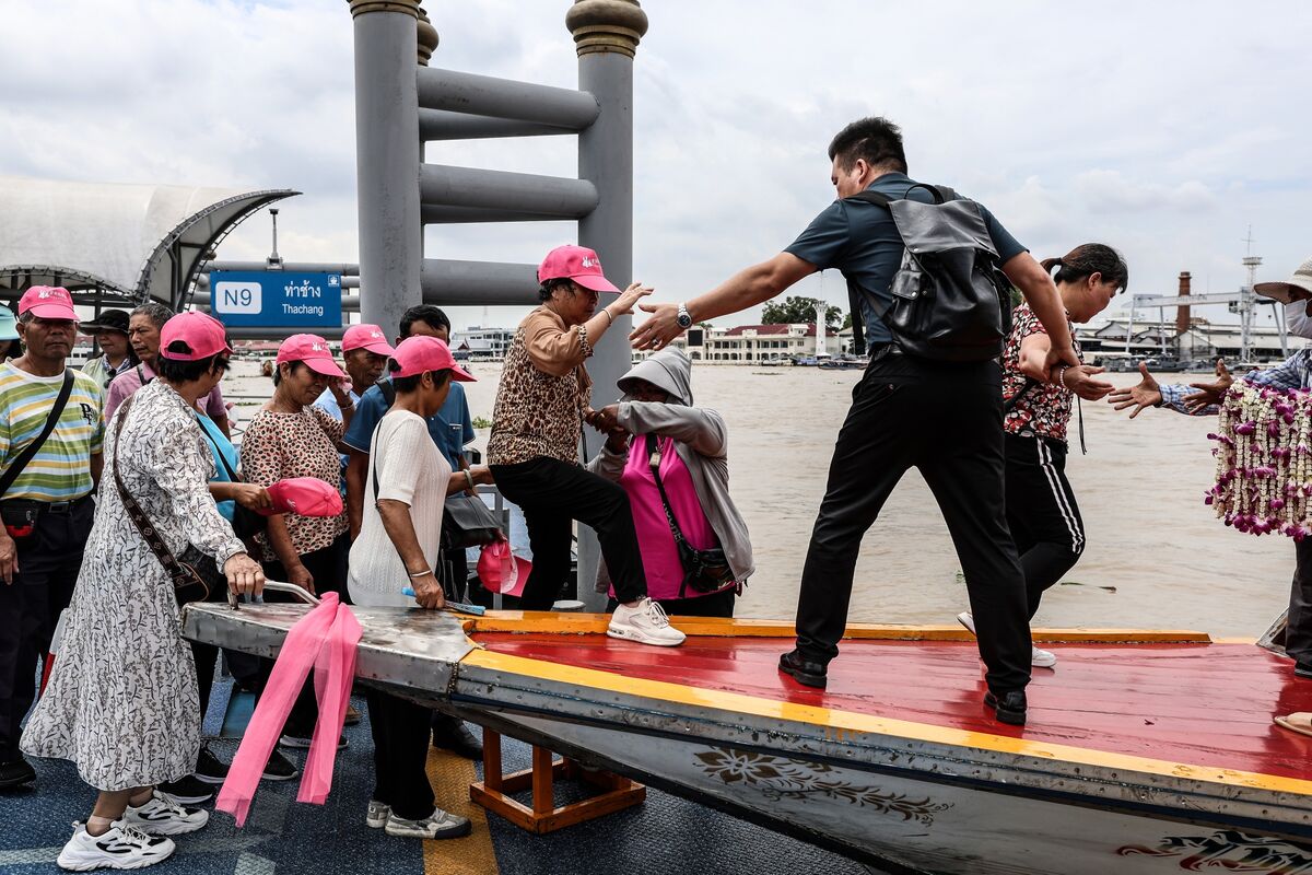 featured image thumbnail for post Thailand Sees Tourist Arrivals Jump 21 as Chinese Top List