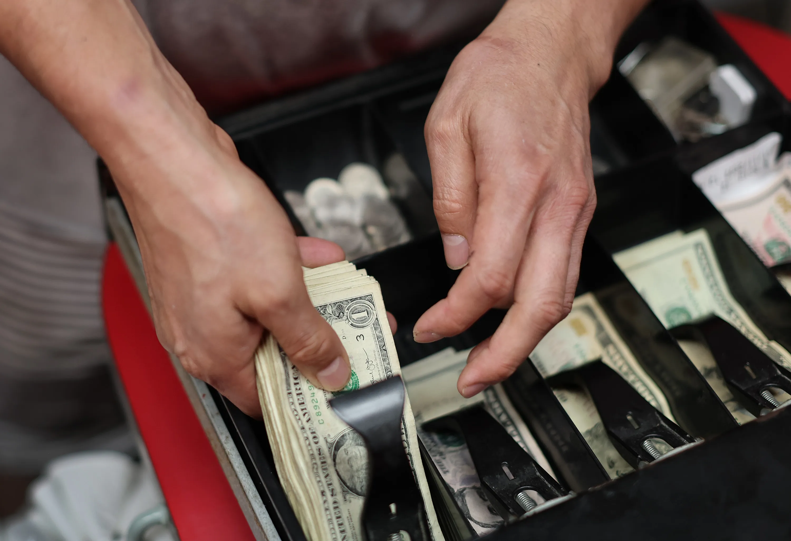 US consumer prices rose 0.1% in July, matching expectations, as annual inflation slowed to 2.5%; traders pared bets on a September rate hike