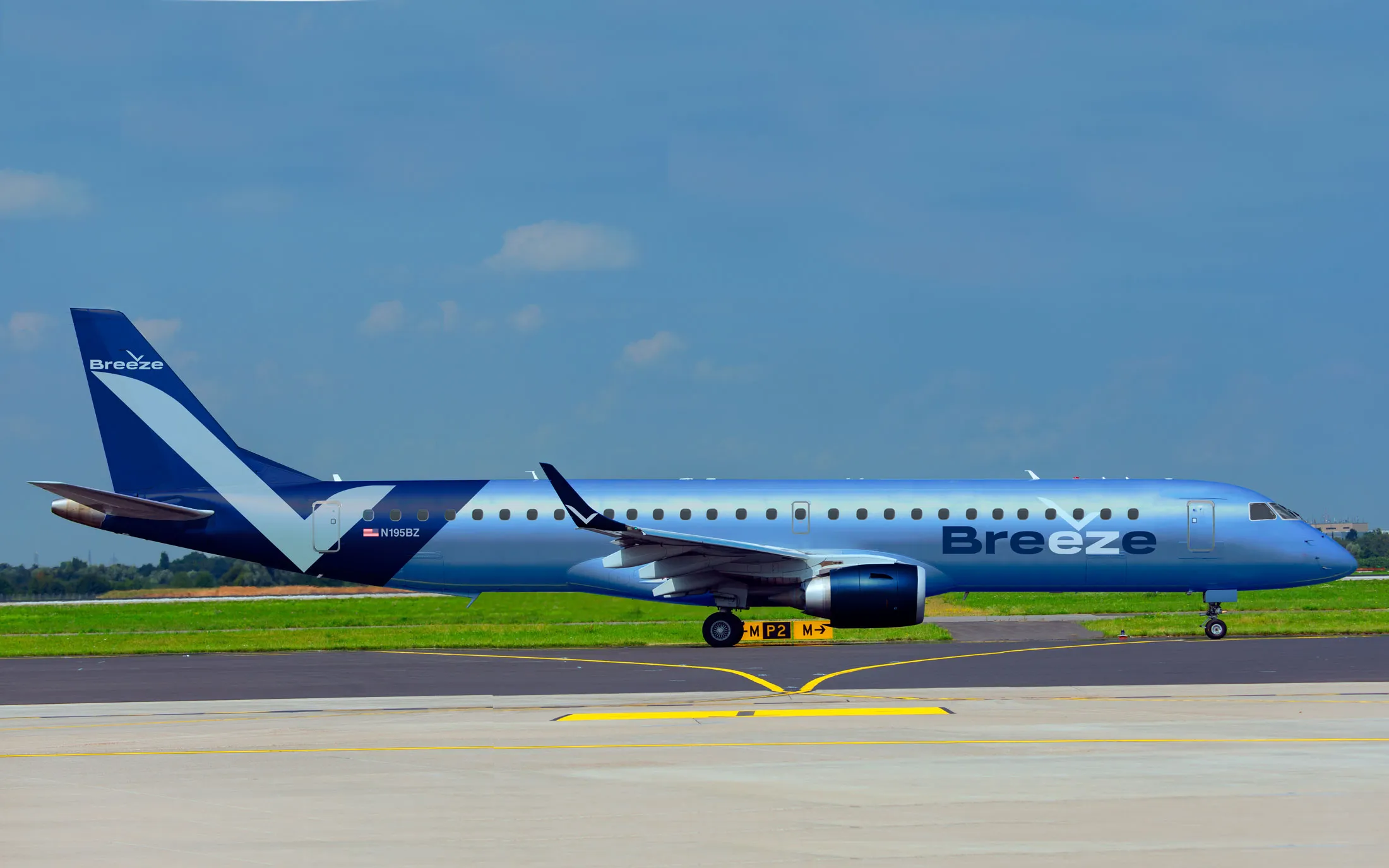 Breeze Airways E195 Embraer