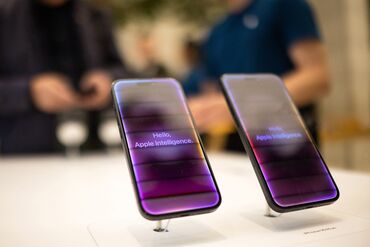 Apple iPhone Hits Stores Without Its Highly Awaited AI Features