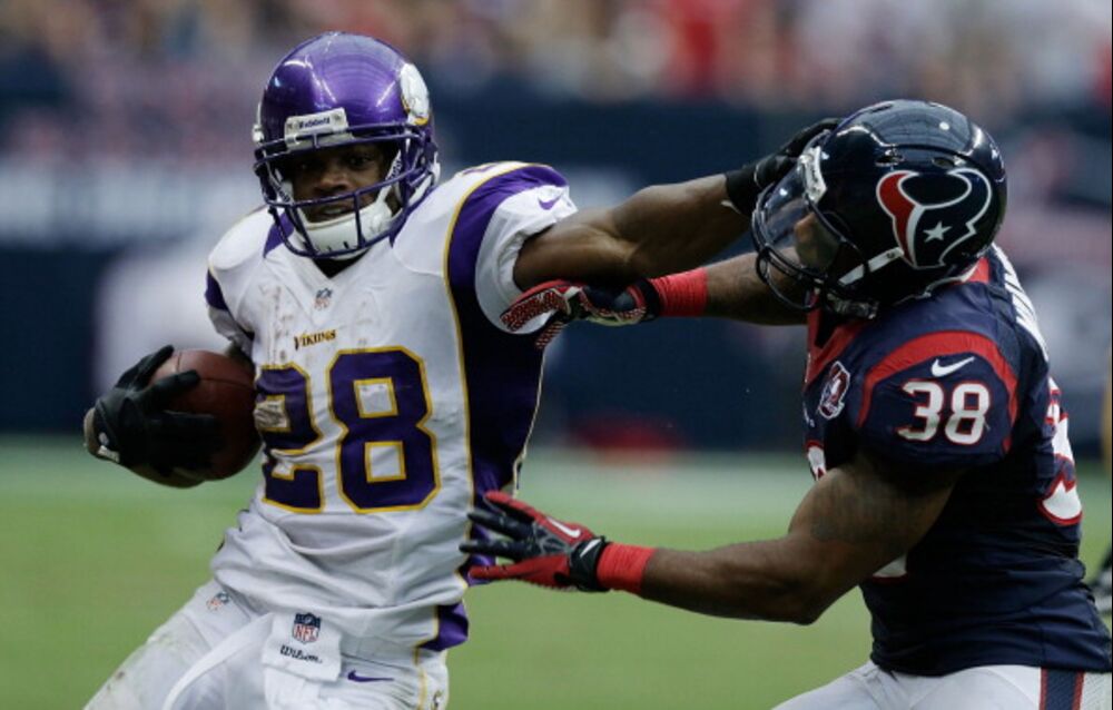 Off The Bench Adrian Peterson Stands Up For Abuse Bloomberg