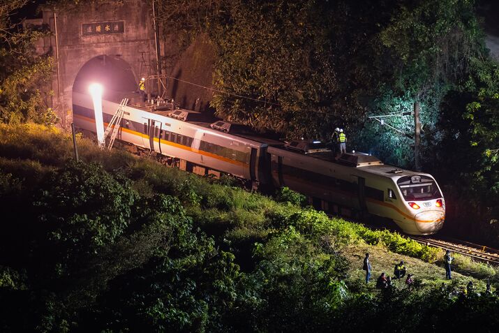 Train Crashes Killing At Least 35