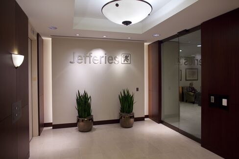 Jefferies Beats Morgan Stanley, JPMorgan on Trading-Loss Days