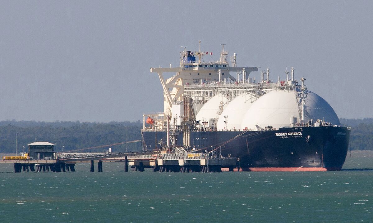 bloomberg.com - Keira Wright - Australia Urgently 'Needs a Lot More Gas,' Energy Executives Say