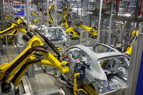 These robotic arms are very powerful and accurate, but need to be completely separated from humans.