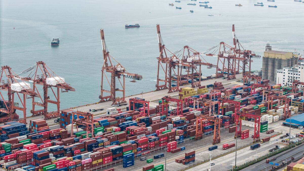 assets.bwbx.io image