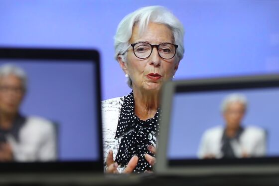One Year In, Lagarde Stamps Her Style on Crisis-Fighting ECB