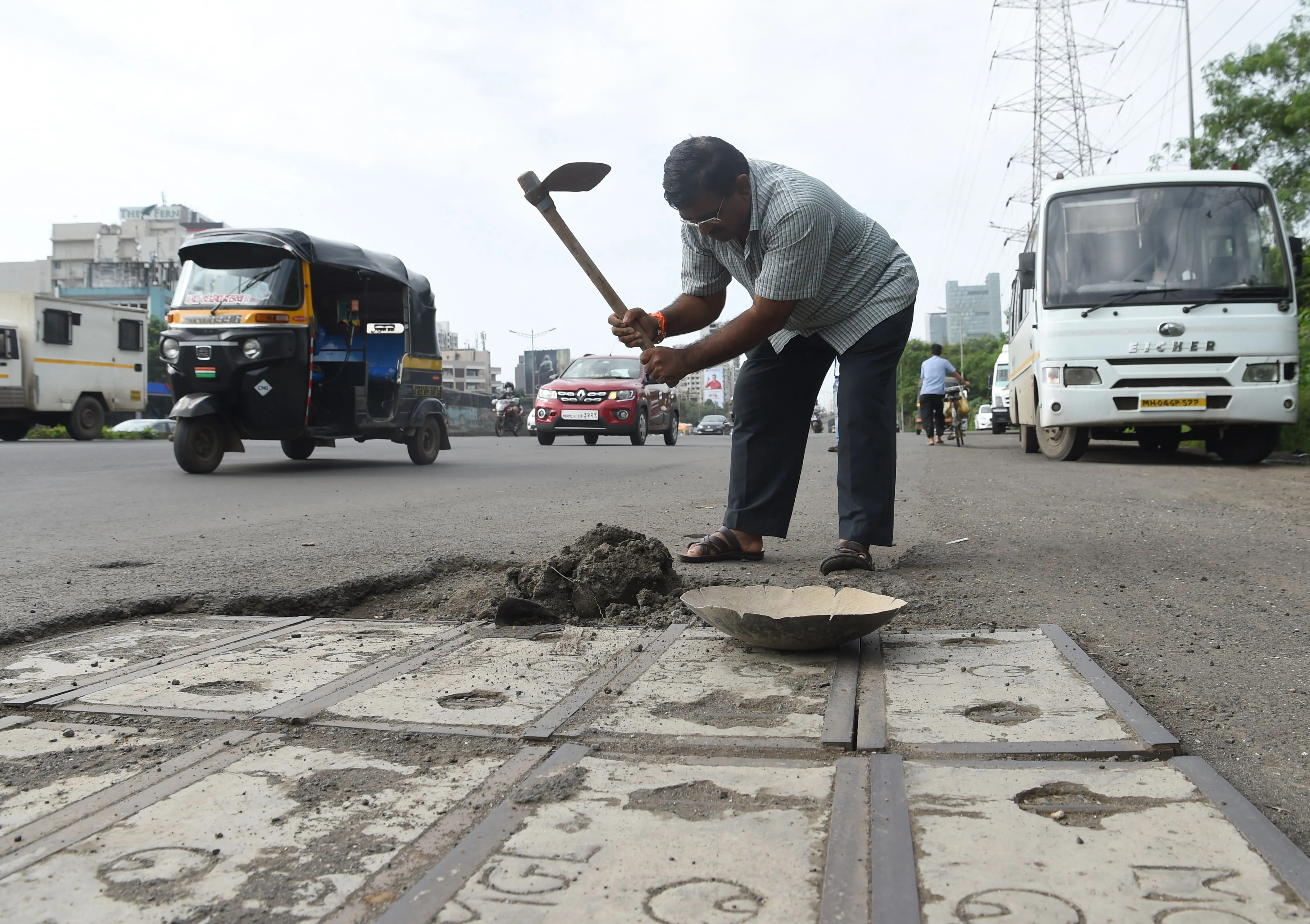 A country crying out for decent infrastructure.