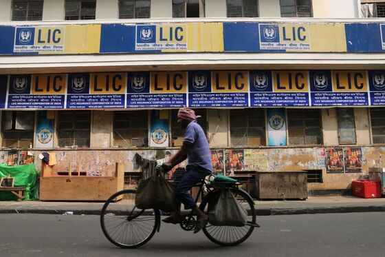 Inside the All-Out Campaign to Prepare India’s Biggest-Ever IPO