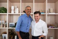 relates to Obamas and Airbnb CEO Launch $100 Million College Scholarship