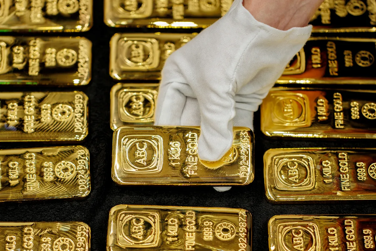 One kilogram gold bars.