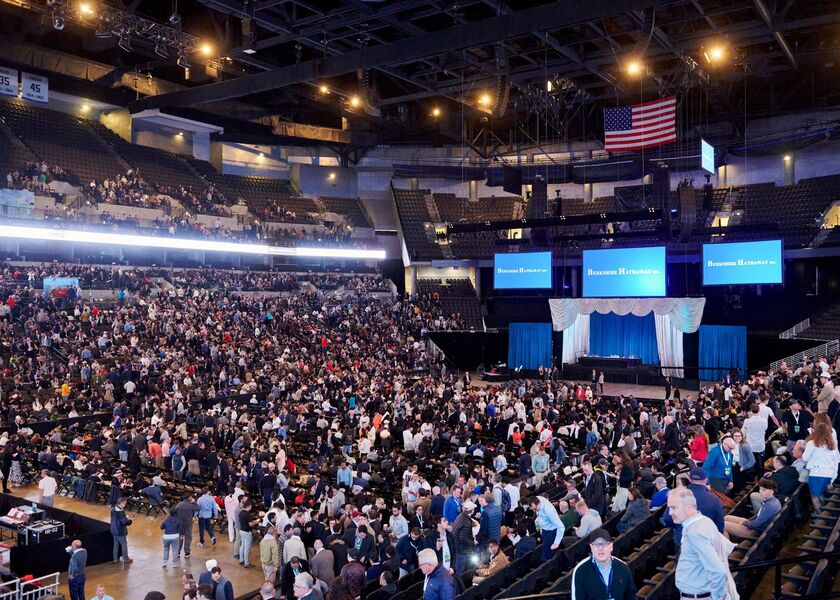 Inside The Berkshire Hathaway Annual General Meeting