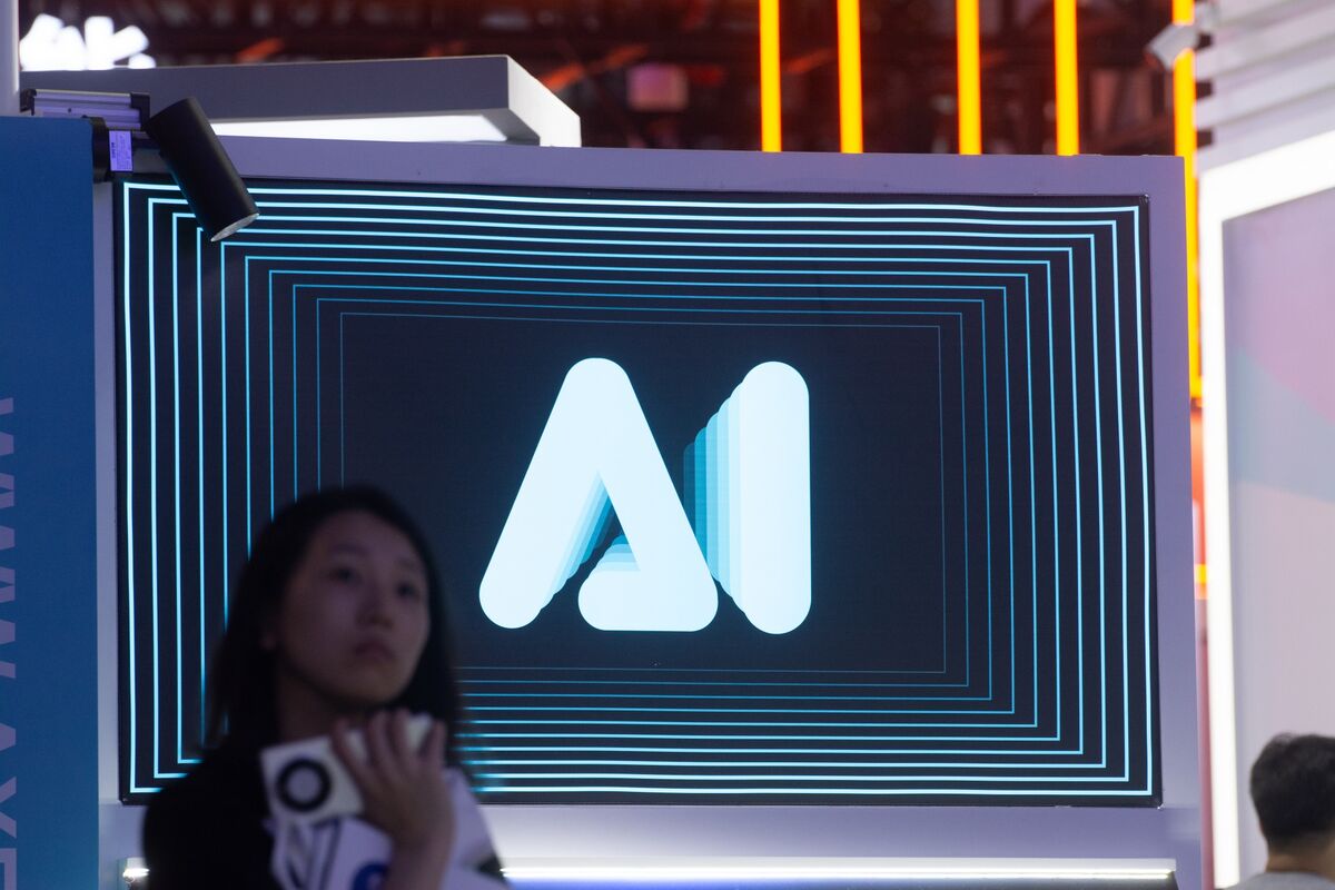 ブルームバーグのニュース記事「ＡＩが企業脅かす時代ついに、一部銘柄に売り集中－市場がリスク警戒」の画像