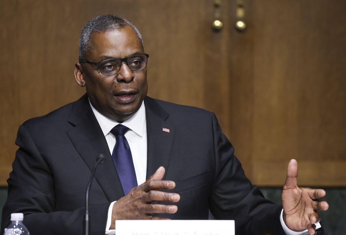 Biden’s Defense Chief Austin Says US Navy Could Open Hormuz