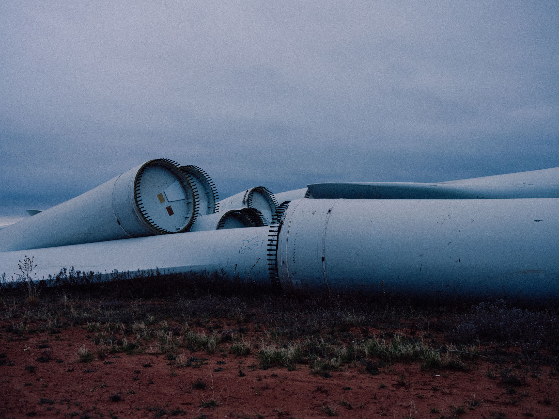 Discarded wind turbine blades in Sweetwater. Photographer: Brenda Bazán/Bloomberg Photographer: Brenda Bazán/Bloomberg