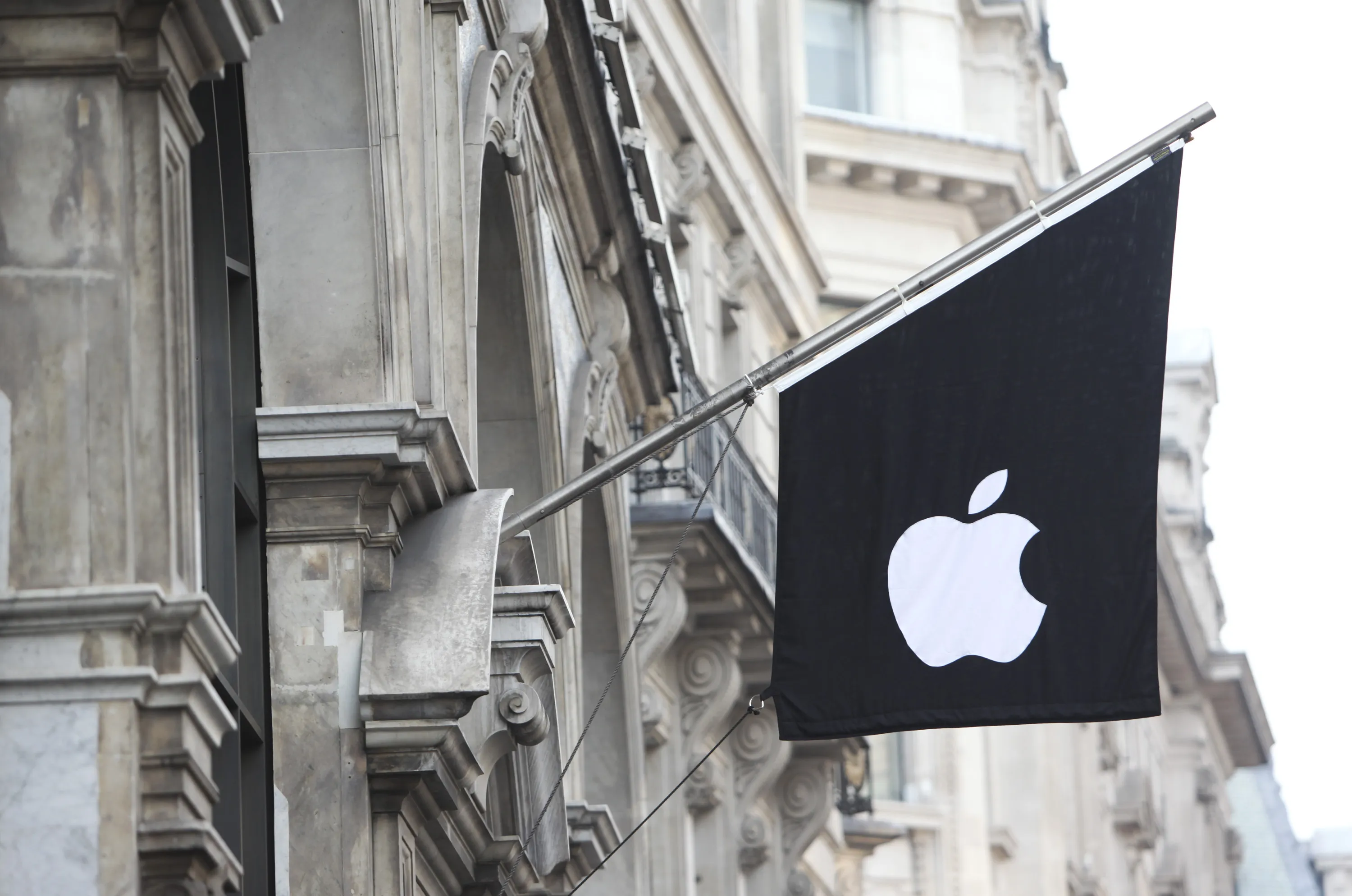 An Apple Inc.&nbsp;store in London.