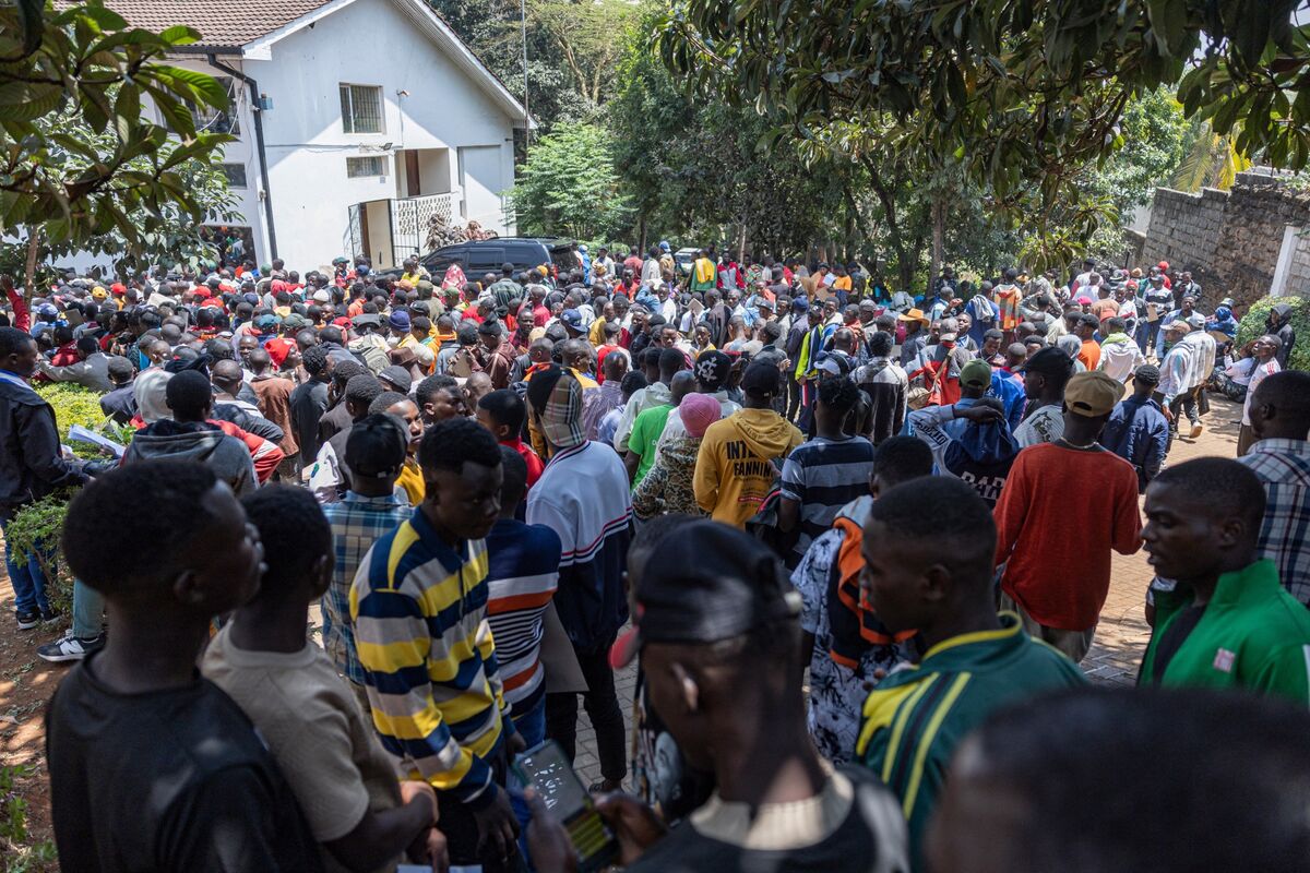 Kenya Urges Migrants to Register Following Xenophobic Attacks