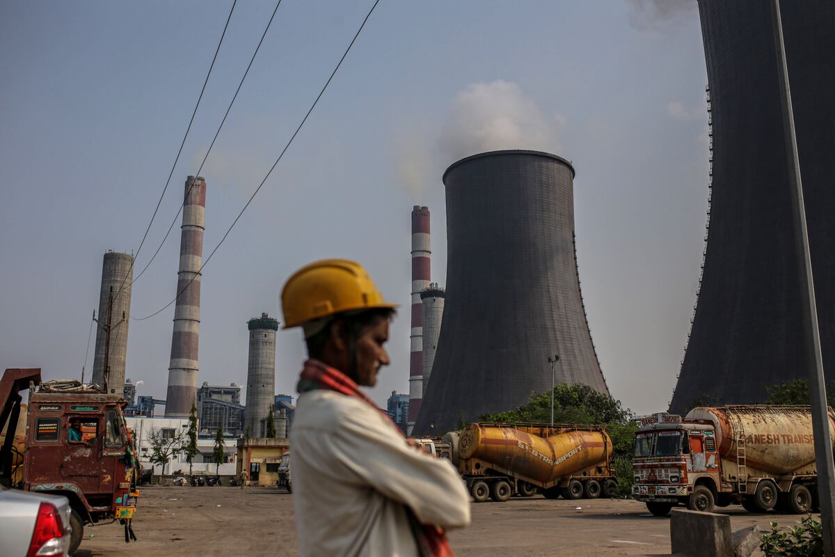 India Taps Coal Plants to Make Room For More Solar in The Grid