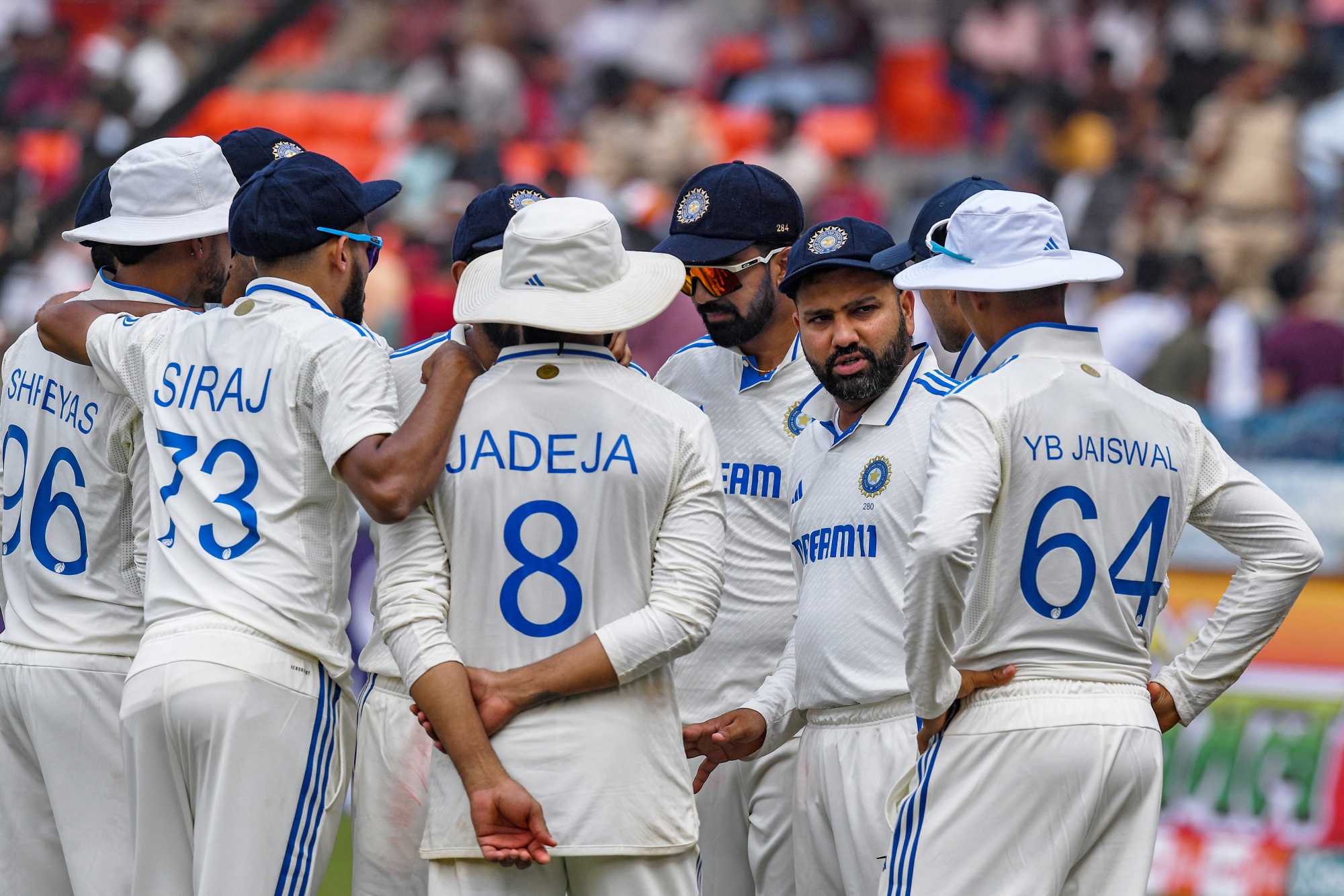 Indian Cricket Team Owner in Talks to Borrow Up to $100 Million - Bloomberg