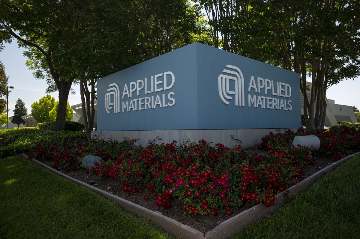 Applied Materials to Cut 4% of Global Staff After Sales Slow