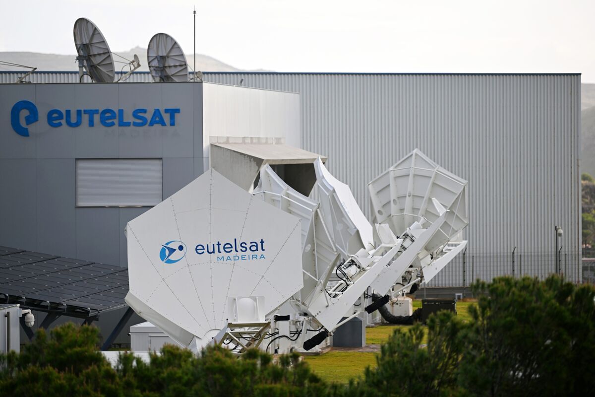 🟪"Eutelsat: Cambio al Vertice con Jean-François Fallacher"