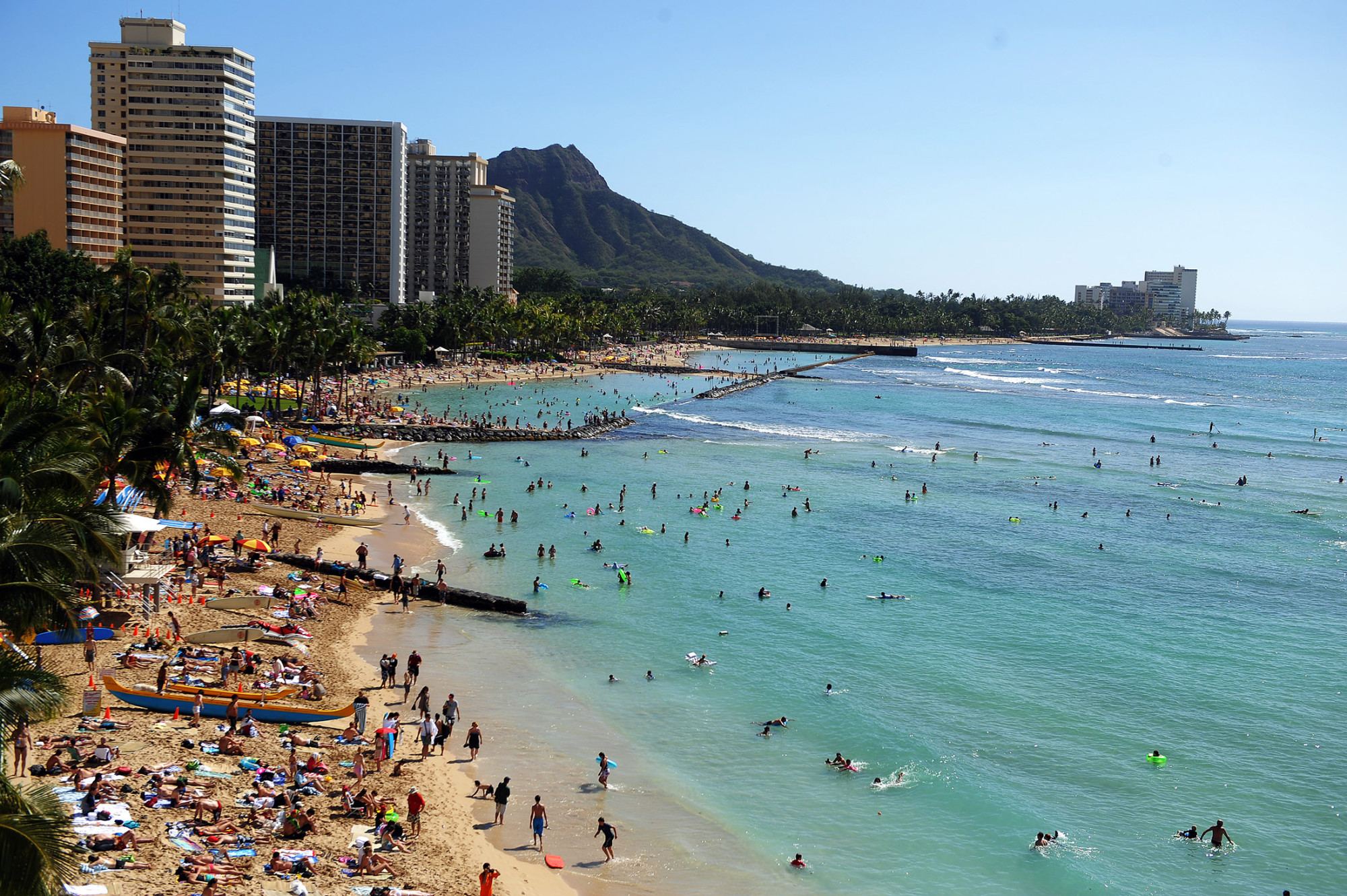 Lyft and Uber Fly to Hawaii to Build Their Own Captive Insurers Bloomberg