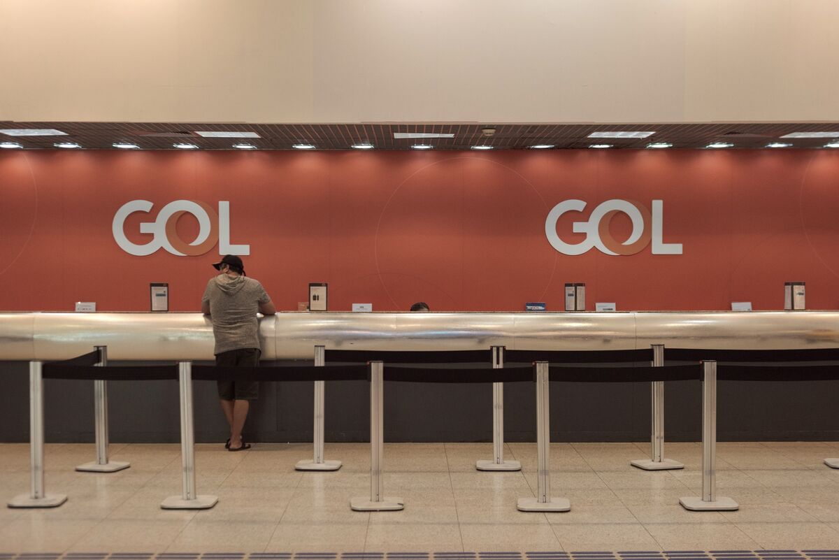 Gol Accuses Latam Airlines of Attempting to Poach Pilots, Aircraft