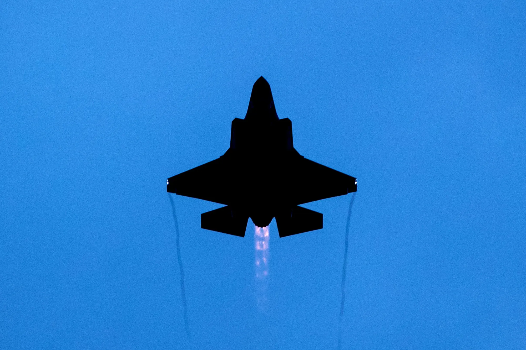 The F-35 will face one enemy at a time.