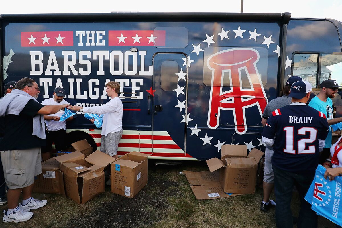 Barstool Sports Turns To Booze, Boxing With New Funding - Bloomberg