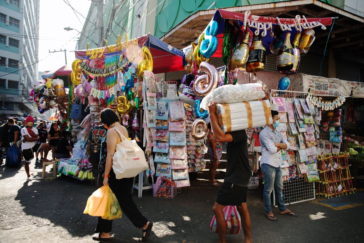 Marcos Rally Inflation Philippine President Marcos Rating Dips With Disapproval of Inflation ...