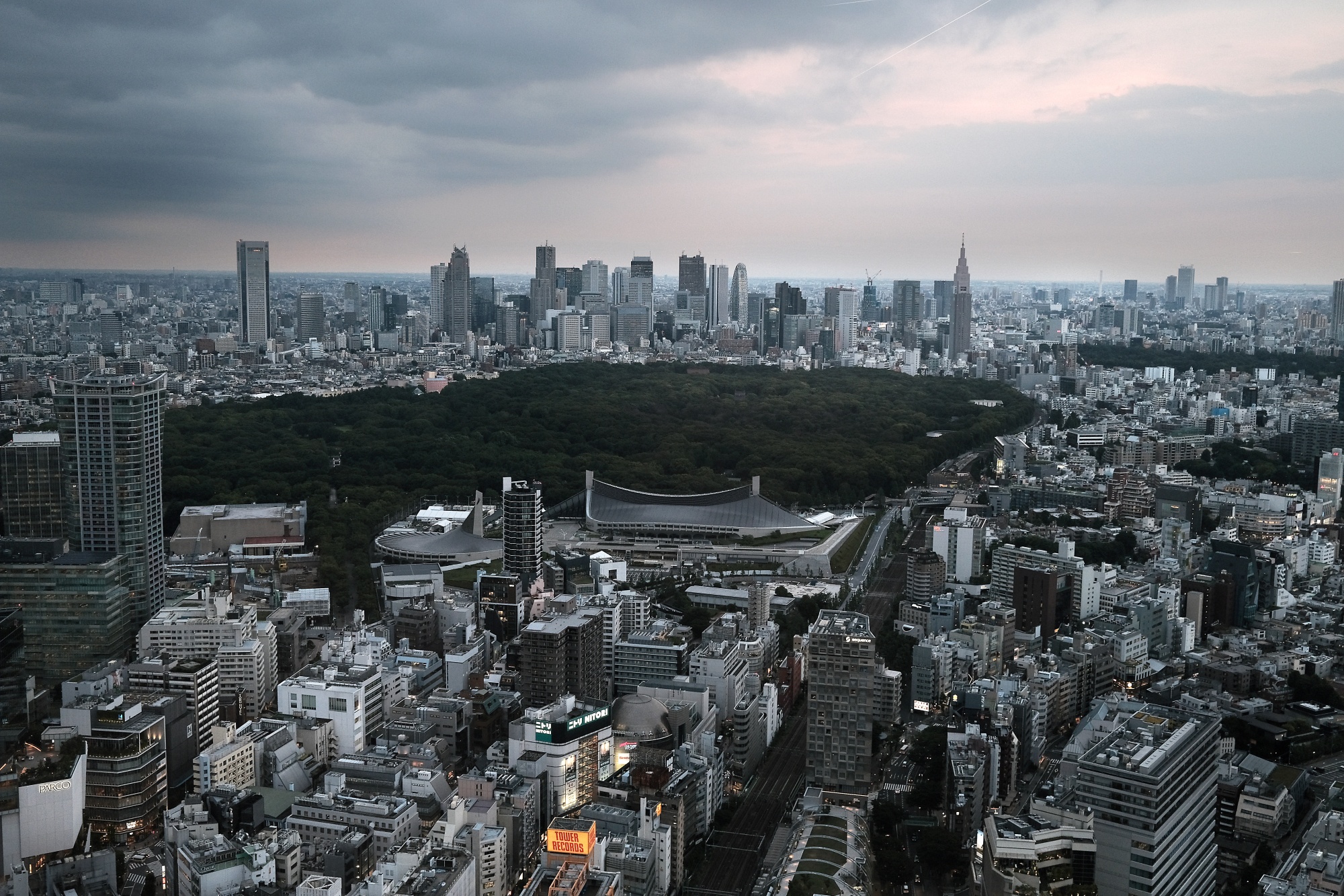 Tokyo loses population for first time in 26 years amid pandemic - The Japan  Times