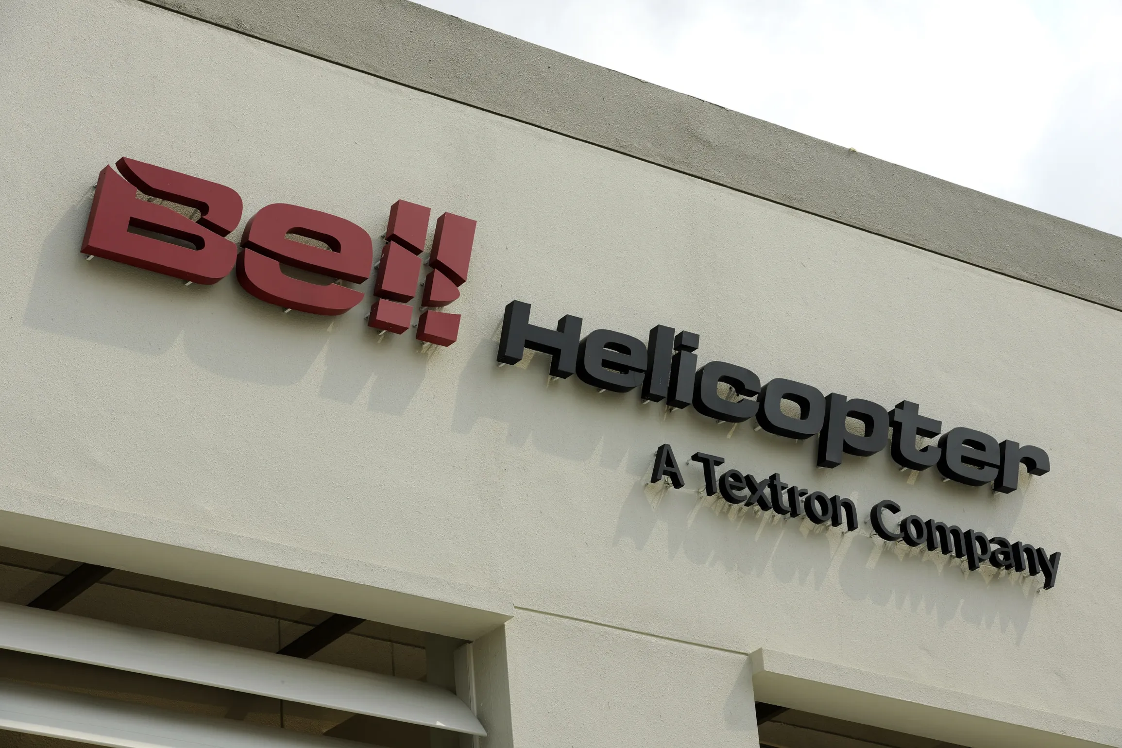 Bell Helicopter CEO John Garrison Opens New Facility