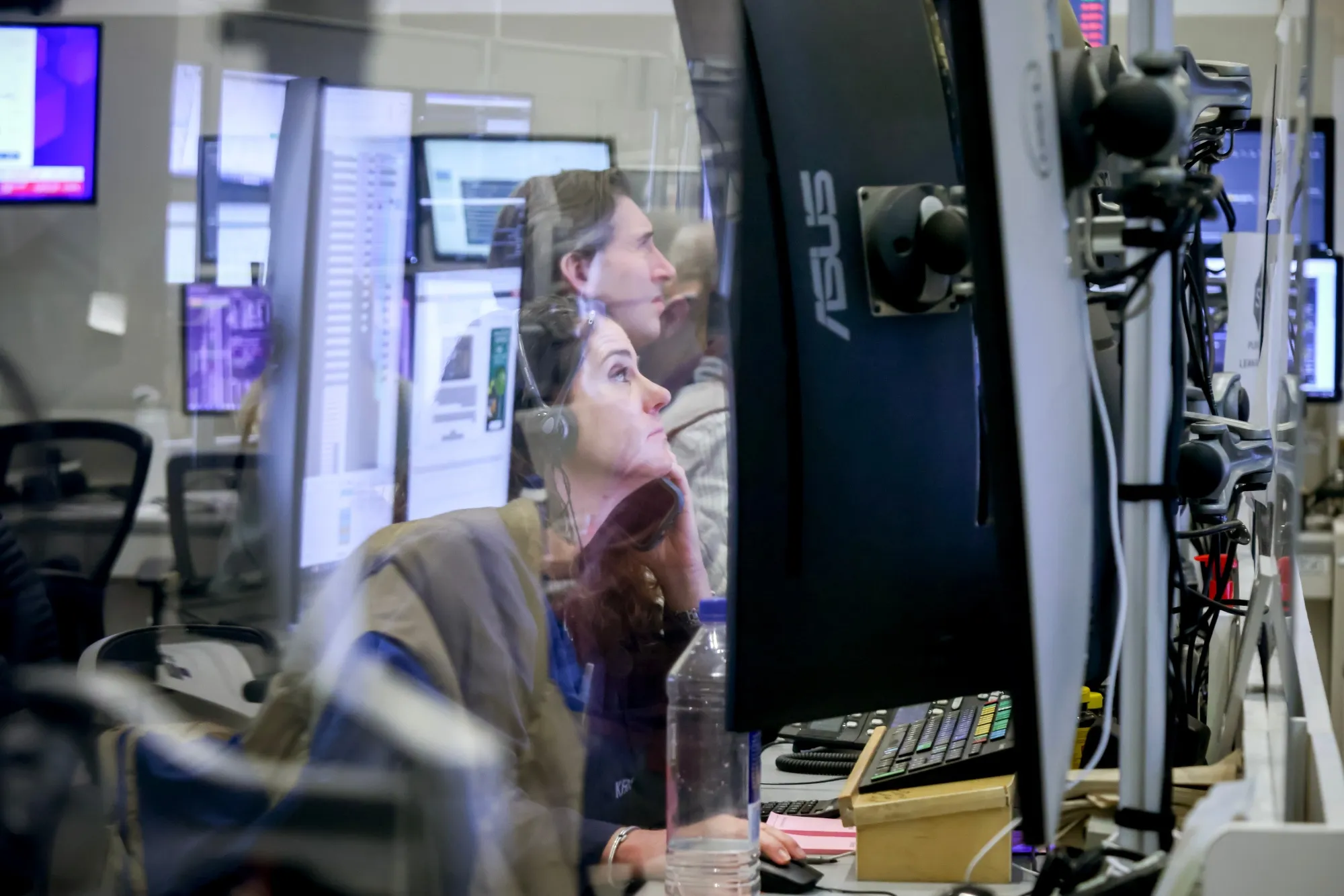 Traders on the floor of the New York Stock Exchange. The last full trading week of 2025 started with stocks falling and bonds rising as Wall Street geared up for key economic data that will help shape the Federal Reserve rate outlook.