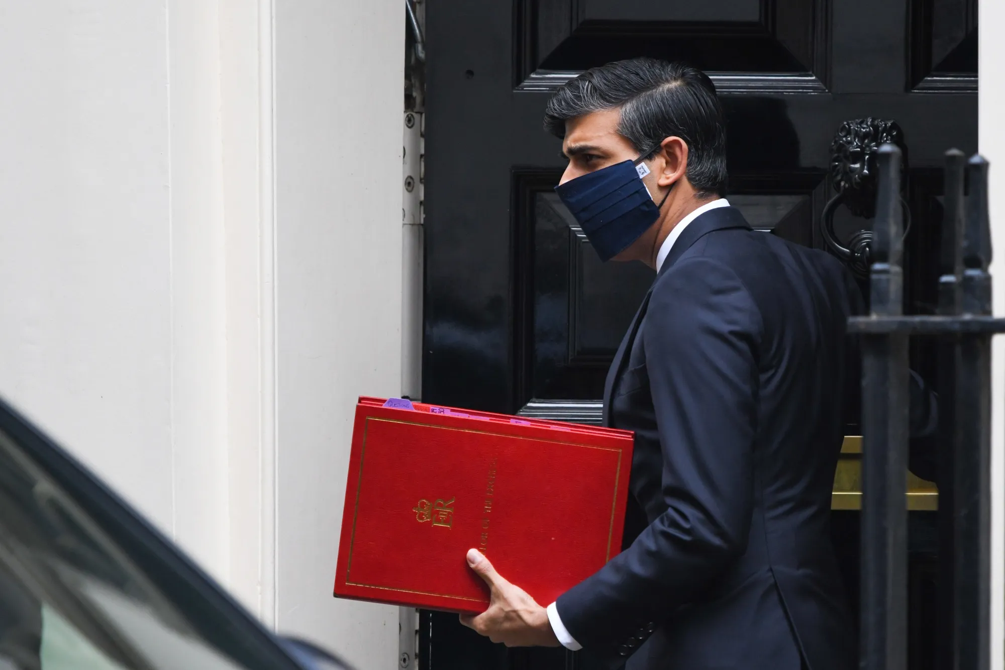 Rishi Sunak departs from 11 Downing Street in London, on Oct. 20.