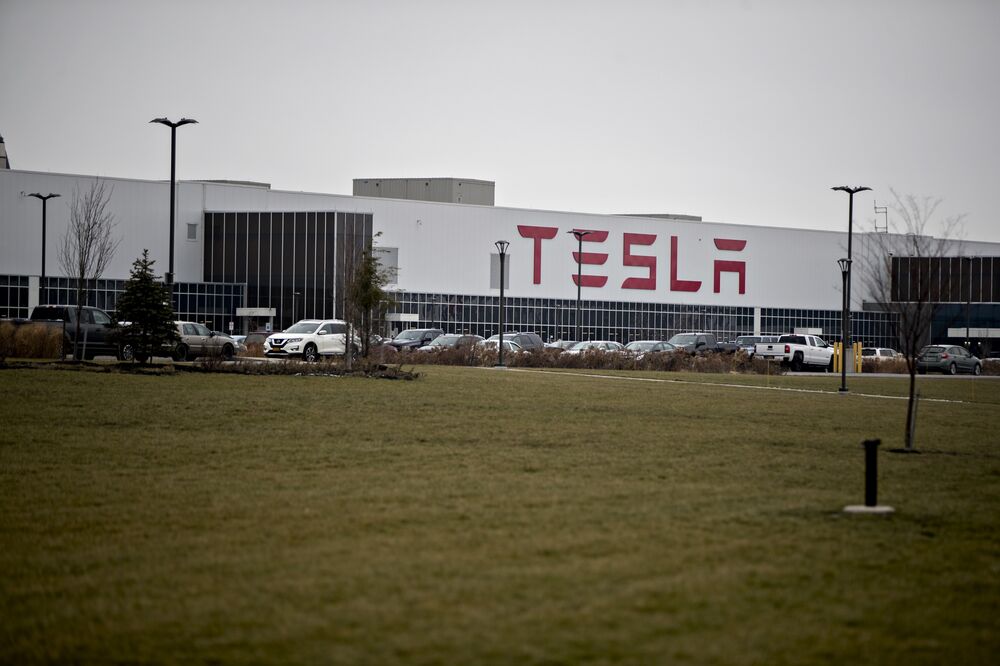 (TSLA) Factory to Hire 360 People in NY -