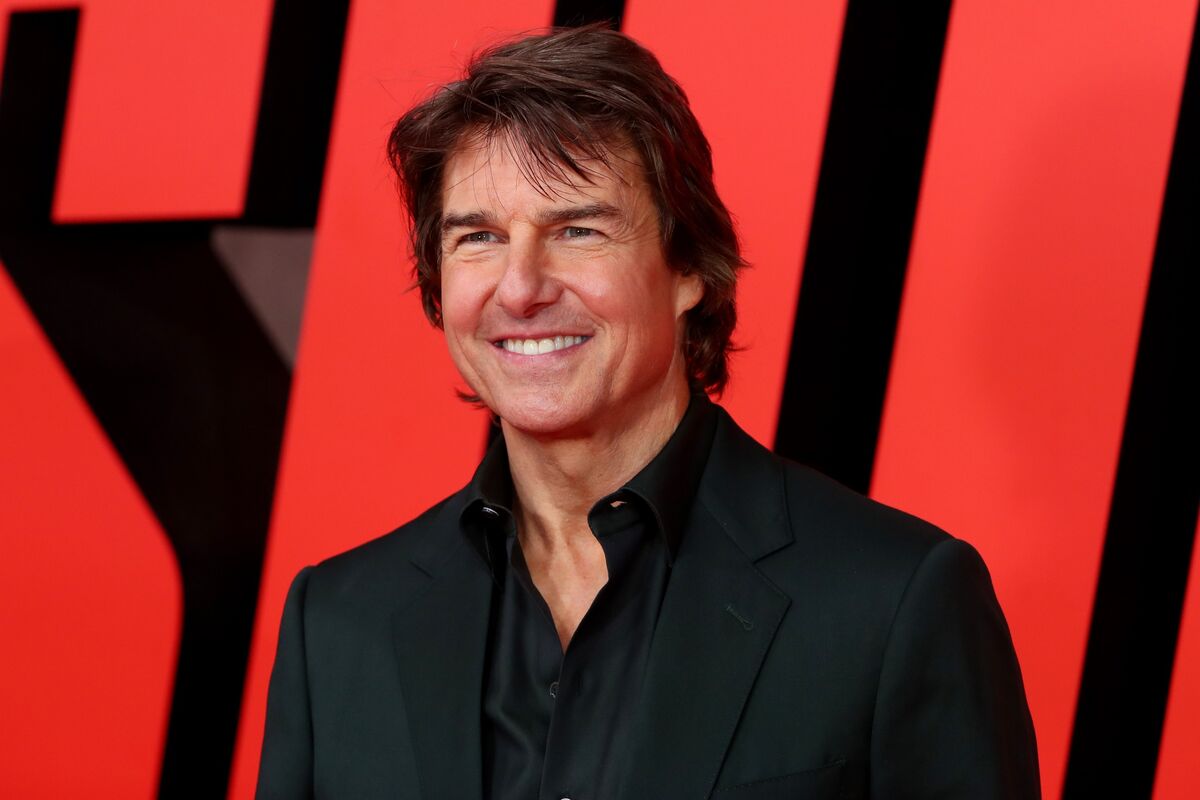 Tom Cruise Partners With Warner Bros. (WBD) for New Film Franchises ...