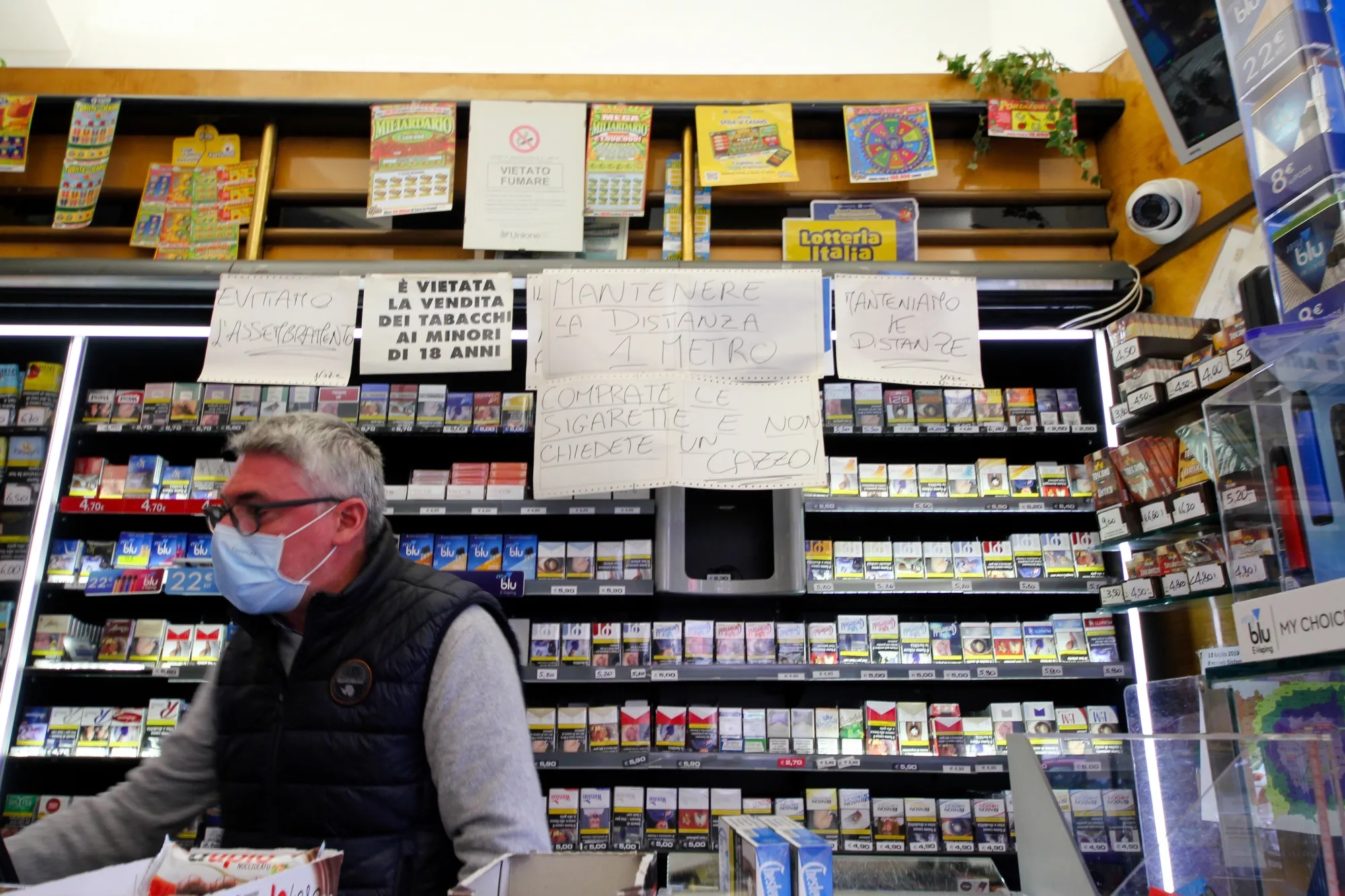 MILAN, ITALY - MARCH 12: A cigarette shop whose owner complains he has to stay open on March 12, 2020 in Milan, Italy. The Italian Government has strengthened up its quarantine rules, shutting all commercial activities except for pharmacies, food shops, gas stations, tobacco stores and news kiosks in a bid to stop the spread of the novel coronavirus. (Photo by Annalisa Ranzoni/Getty Images)