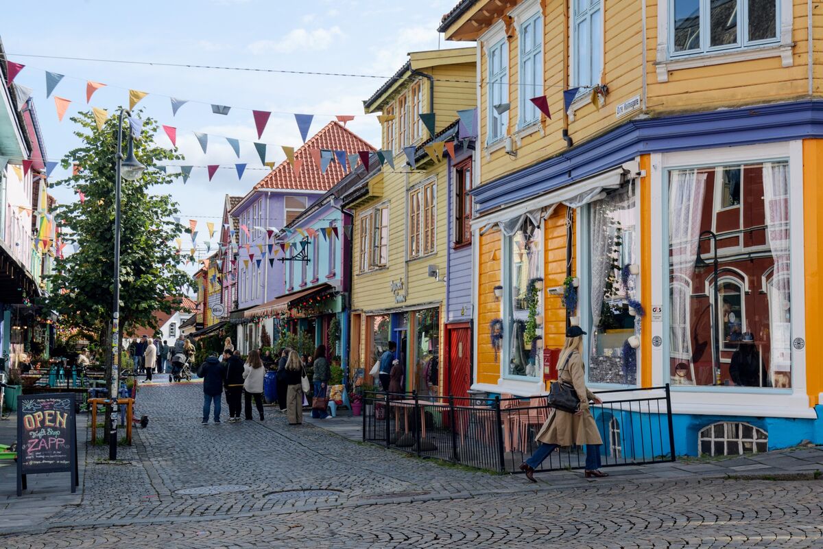 🟪"Inflazione in calo in Norvegia: la Norges Bank pronta a ridurre i tassi d'interesse?"