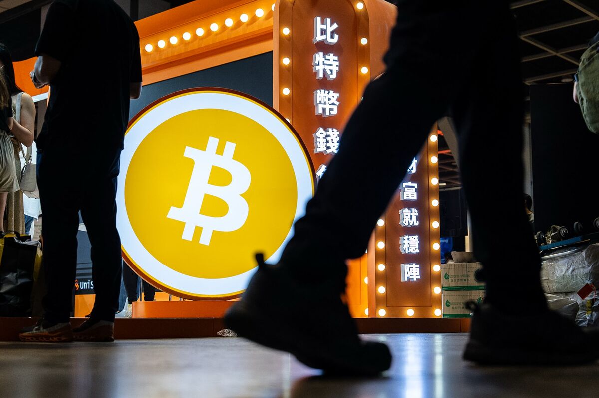 Retail Buyers Lost $17 Billion on Bitcoin Hype After Stock Crash