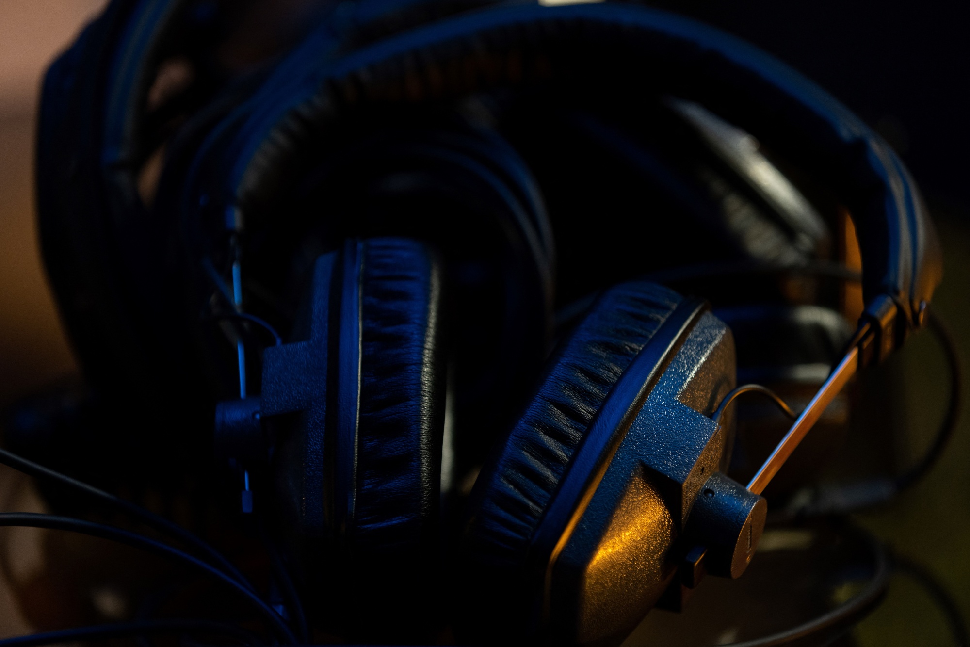 Sony, Warner, Universal Sue Suno, Udio For Training AI on Copyrighted ...