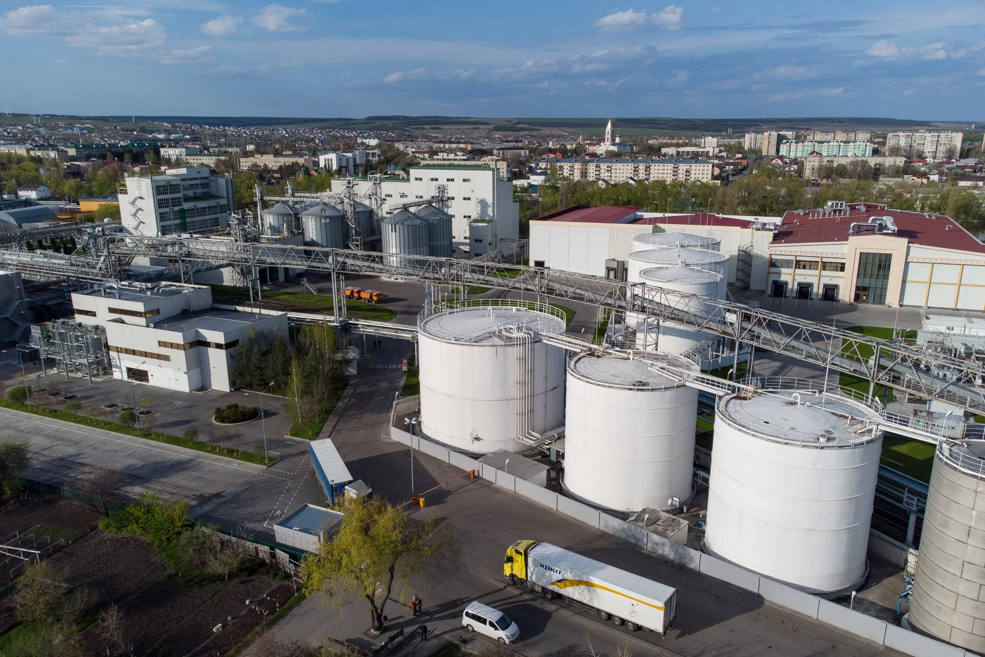 ロシア産エネルギーへの制裁、米国がG7で提案へ－戦争終結へ圧力 - Bloomberg