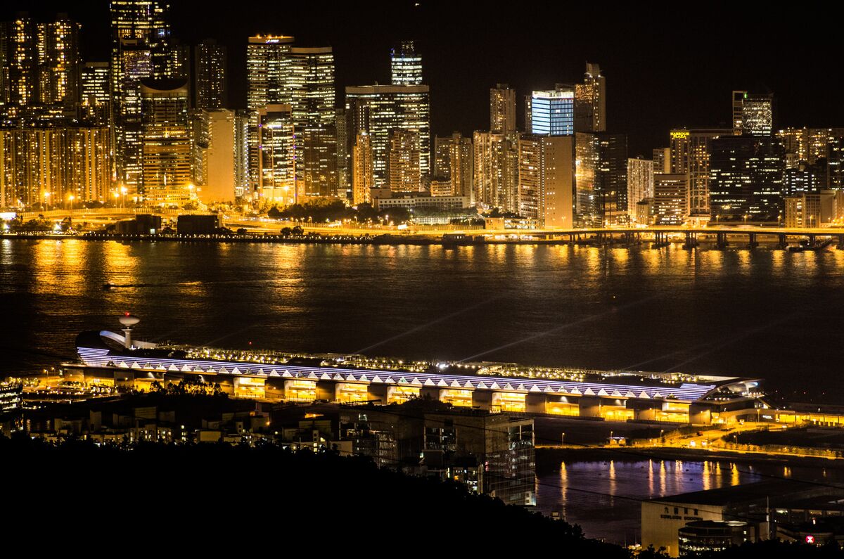 PAG's PrivateEquity Loan to HNA Looks Safe as Houses Bloomberg